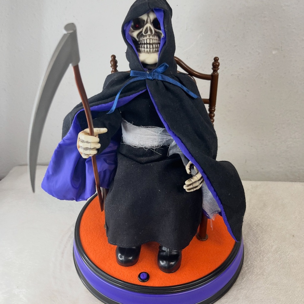 The Grim Reaper Vintage Animated Halloween Motionette Telco Talking Moving 1997
